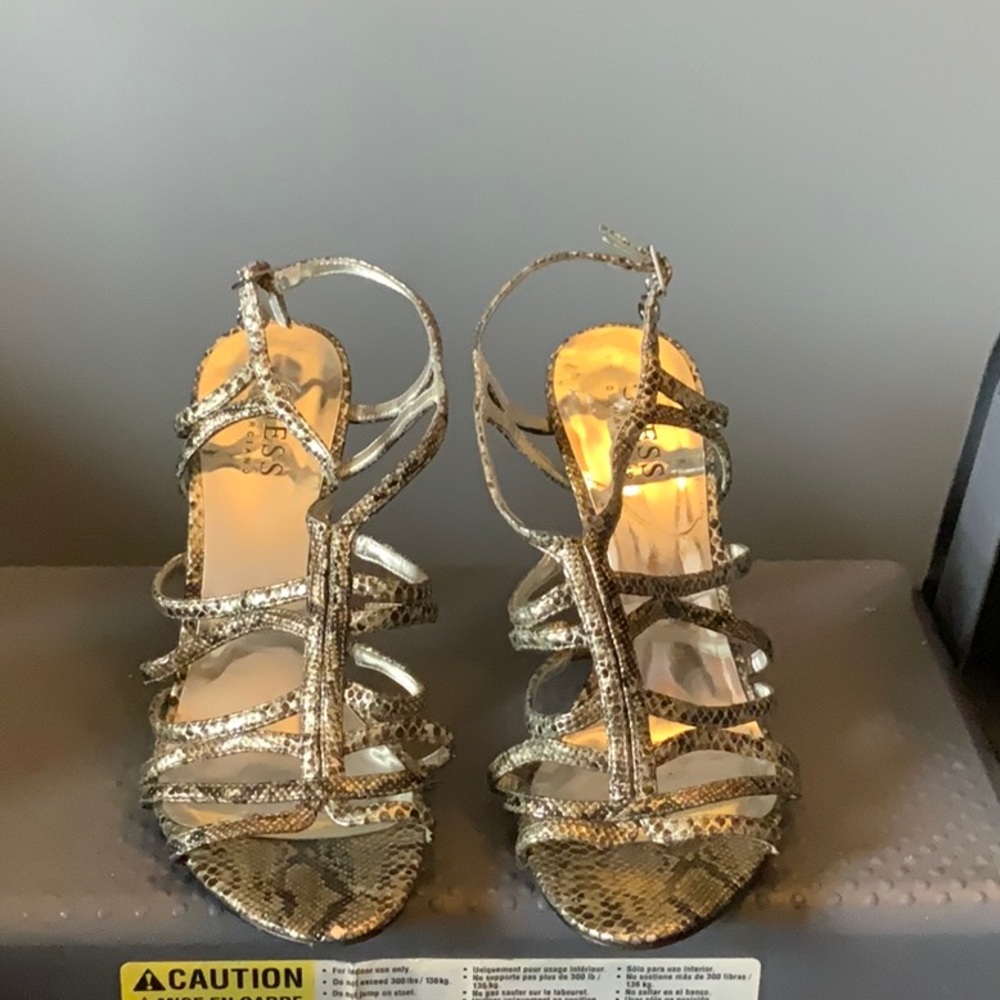 Guess by Marciano Heels. Size 6. Silver snakeskin pattern.